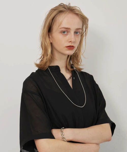 CADUNE(カデュネ)の「シャーリングエアリーワンピース(ワンピース・レディース・ブラック/ライトブルー・38/36)」の17枚目の写真
