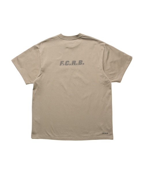F.C.Real Bristol(エフシーレアルブリストル)の「SHADOW EMBLEM TEE(Tシャツ/カットソー・メンズ・ホワイト/ブラック/グレイッシュベージュ・XX-LARGE/SMALL/MEDIUM/LARGE/X-LARGE)」の5枚目の写真