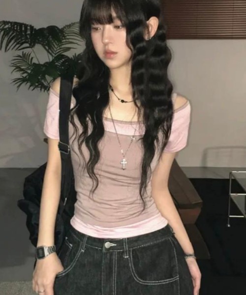 semplice（センプリチェ）の「Ｔシャツ【韓国ファッション】（Tシャツ/カットソー・レディース・ピンク/グレー/キャメル・F）」の2枚目の写真