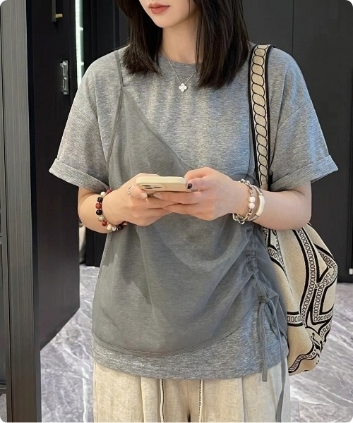 I.O.E(アイオイ)の「シアードッキング ドローストリングTシャツ(Tシャツ/カットソー・レディース・グレー/ホワイト/ブラック・FREE)」の1枚目の写真