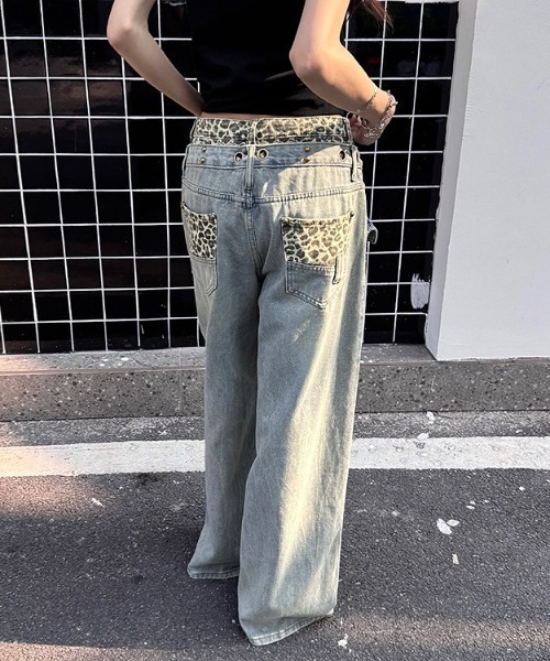 SHEENA(シーナ)の「レオパードダブルウエストヴィンテージライクデニムワイドパンツ(デニムパンツ・レディース・ブルー・S/M/L)」の20枚目の写真
