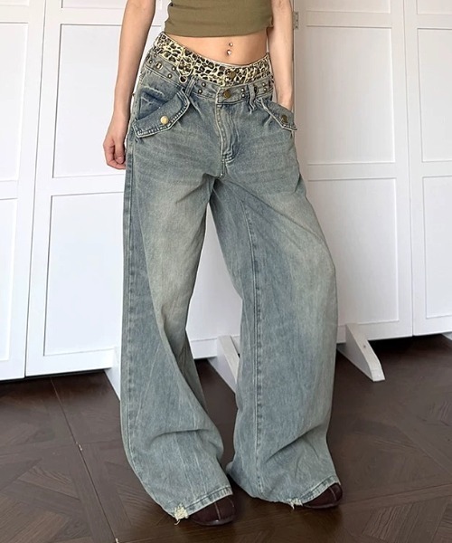 SHEENA(シーナ)の「レオパードダブルウエストヴィンテージライクデニムワイドパンツ(デニムパンツ・レディース・ブルー・S/M/L)」の6枚目の写真
