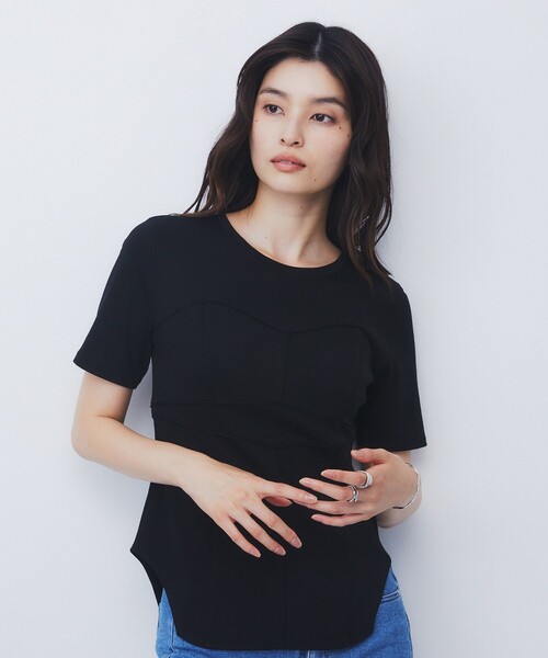 UNITED TOKYO（ユナイテッドトウキョウ）の「【新作】カッティングビスチェTEE｜ウォッシャブル/セットアップ通気性/スタイルアップ/大人カジュアル（Tシャツ/カットソー・レディース・レッド/ブラック/ホワイト・FREE）」の2枚目の写真