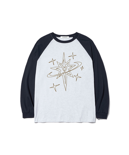 THEMORFHOUSE（ザモーフハウス）の「ラインスタープラネットプリントオーバーサイズロングスリーブ [4カラー]（Tシャツ/カットソー・レディース・ホワイト/ブラウン/ネイビー/ブラック・MEDIUM/LARGE）」の4枚目の写真