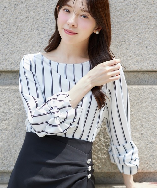 tocco closet(トッコ クローゼット)の「袖口リボンモチーフ付きブラウス(シャツ/ブラウス・レディース・ホワイト×ブラック/ドット・M)」の1枚目の写真