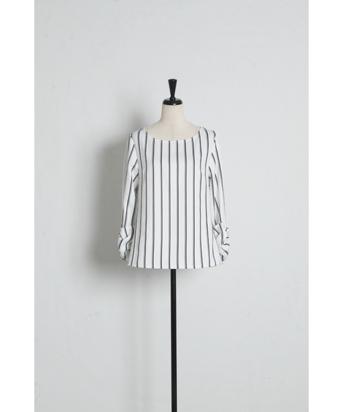 tocco closet(トッコ クローゼット)の「袖口リボンモチーフ付きブラウス(シャツ/ブラウス・レディース・ホワイト×ブラック/ドット・M)」の21枚目の写真