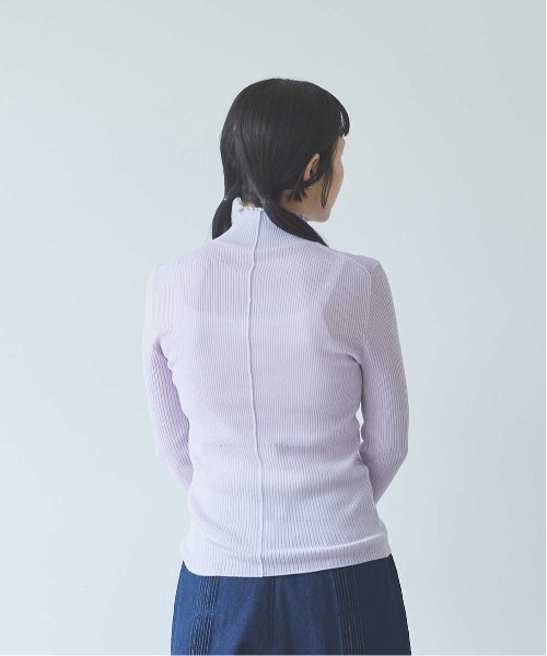 yuni(ユニ )の「14G merino/w switching rib high neck pullover(ニット/セーター・レディース・ブラック/イエロー/パープル/ブラウン・FREE)」の12枚目の写真