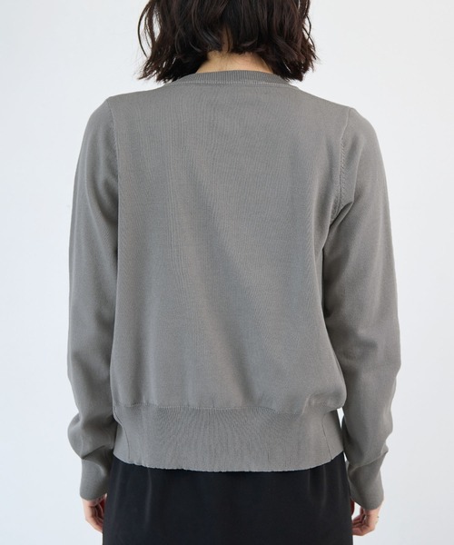 Futier land(フューティアランド)の「【UVカット・接触冷感】冷房対策もできて、オフィスでも使える。クルーネックカーディガン(カーディガン/ボレロ・レディース・ブラック/グレー/パープル/ライトイエロー/ホワイト・FREE)」の14枚目の写真