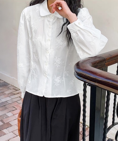 ONEP STAR(ワンピスター)の「花柄刺繍丸襟長袖ブラウス(シャツ/ブラウス・レディース・ベージュ/ホワイト・MEDIUM/X-LARGE/LARGE)」の10枚目の写真