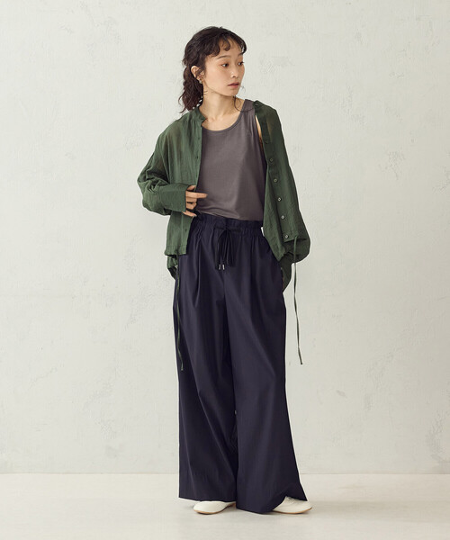 COMME CA ISM(コムサイズム)の「ワイドシルエット イージーパンツ(その他パンツ・レディース・セージグリーン/オフホワイト/マスタード/ネイビー・FREE)」の12枚目の写真