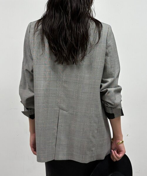 LOUNGEDRESS(ラウンジドレス)の「テーラードジャケット 秋服(テーラードジャケット・レディース・ネイビー/ベージュ/ブラック・FREE)」の9枚目の写真