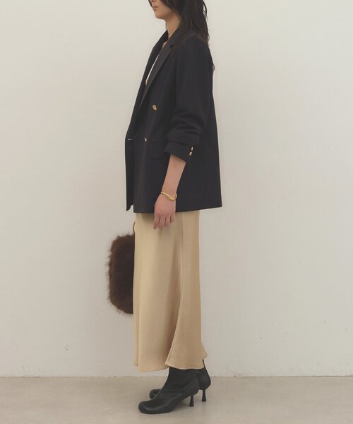 LOUNGEDRESS(ラウンジドレス)の「テーラードジャケット 秋服(テーラードジャケット・レディース・ネイビー/ベージュ/ブラック・FREE)」の4枚目の写真