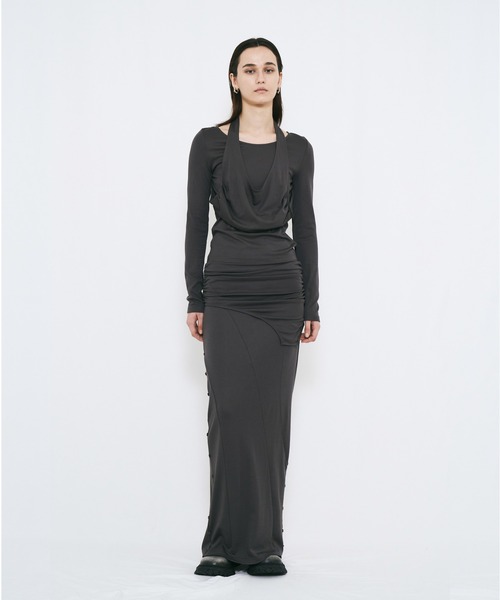 VIAVANDA（ヴィアヴァンダ）の「2WAY DRAPE LONG SLEEVE（その他トップス・レディース・チャコール/アイボリー・FREE）」の7枚目の写真