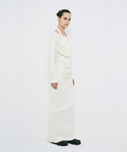 VIAVANDA（ヴィアヴァンダ）の「2WAY DRAPE LONG SLEEVE（その他トップス・レディース・チャコール/アイボリー・FREE）」の16枚目の写真