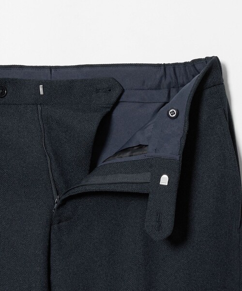 A DAY IN THE LIFE UNITED ARROWS(アデイインザライフユナイテッドアローズ)の「メランジ ホップサック ノープリーツ スラックス-セットアップ対応・ウォッシャブル-<A DAY IN THE LIFE>(スラックス・メンズ・ネイビー/ダークグレー・M/XL/S/L)」の14枚目の写真