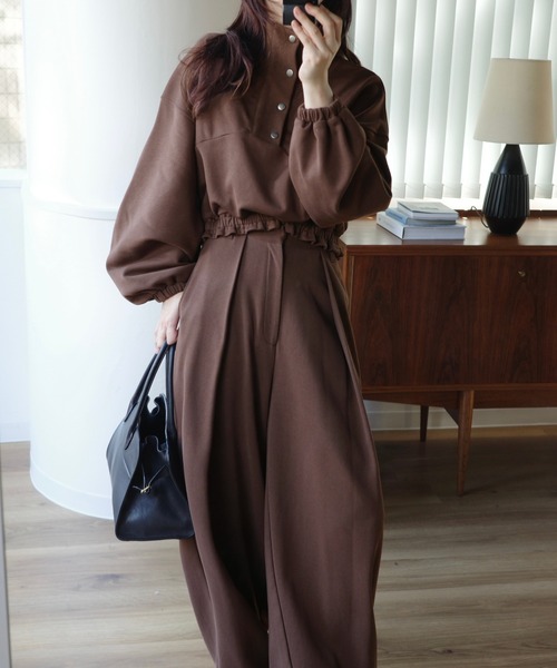 WILLFULLY(ウィルフリー)の「deep tuck drawstring hem sweat PT(スウェットパンツ・レディース・ブラック/ブラウン/オートミール・FREE)」の9枚目の写真