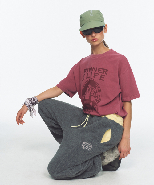 MENASOO(ミナス)の「Waist Point Warm Fleece Jogger Pants_Charcoal(スウェットパンツ・レディース・チャコール・1/2)」の17枚目の写真