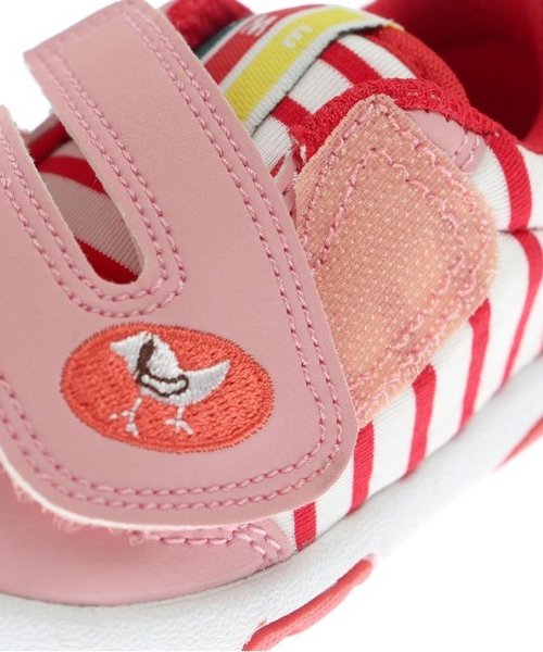 baby ampersand(ベビーアンパサンド)の「IFMEファーストシューズ(イフミー)(スニーカー・キッズ・レッド/ブルー・12/12.5/13)」の7枚目の写真