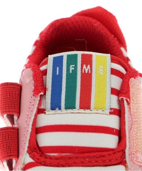 baby ampersand(ベビーアンパサンド)の「IFMEファーストシューズ(イフミー)(スニーカー・キッズ・レッド/ブルー・12/12.5/13)」の13枚目の写真