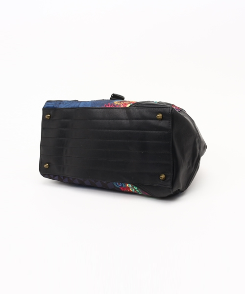 Desigual（デシグアル）の「[Desigual/デシグアル]ボウリングバッグ（ショルダーバッグ・レディース・ブルー・ONE SIZE）」の4枚目の写真