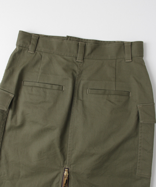 URBAN RESEARCH（アーバンリサーチ）の「UR ミリタリーチュールセットスカート（スカート・レディース・ベージュ/カーキ・38/36）」の4枚目の写真