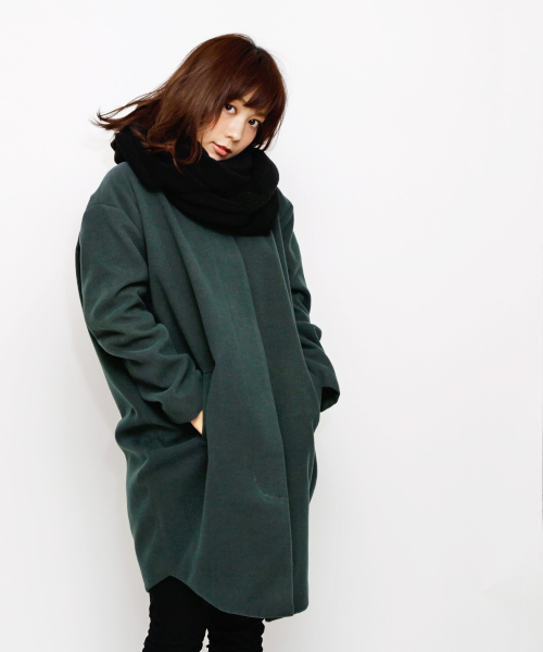 DETAILS(ディテールズ)の「DETAILS women/ノーカラーコクーンコート(ノーカラージャケット・レディース・ブラック/カーキ/ネイビー/キャメル/グレー/バーガンディー/グリーン・FREE)」の4枚目の写真