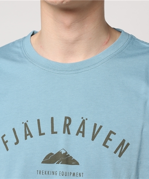 FJALL RAVEN （フェールラーベン）の「Trekking Equipment T-Shirt (FJALLRAVEN/フェールラーベン)（Tシャツ/カットソー・メンズ・グレー/ブルー/スミクロ/マスタード/グリーン/ダークネイビー・L/M/XL）」の9枚目の写真