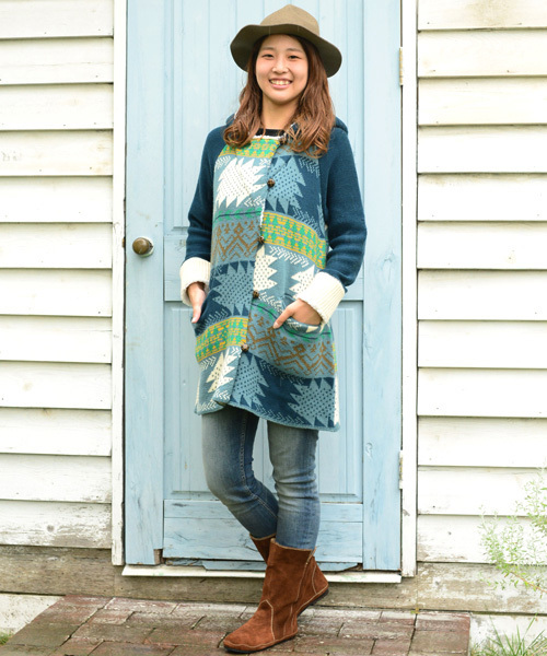 チャイハネ（チャイハネ）の「【チャイハネ】yul カラフルニットボアジャケット（その他アウター・レディース・ベージュ/マスタード/ネイビー・FREE）」の3枚目の写真