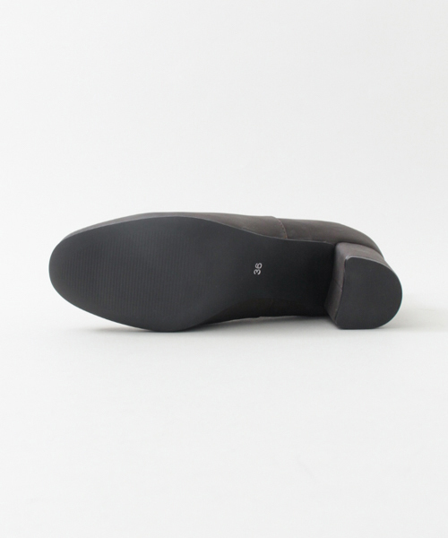 URBAN RESEARCH（アーバンリサーチ）の「UR サイドゴアショートブーツ（ブーツ・レディース・ブラック/ブラウン・37/36/38）」の4枚目の写真