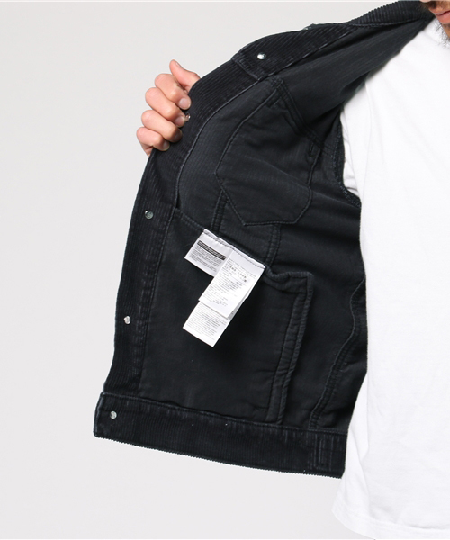 Gosha Rubchinskiy（ゴーシャラブチンスキー）の「GOSHA RUBCHINSKIY 