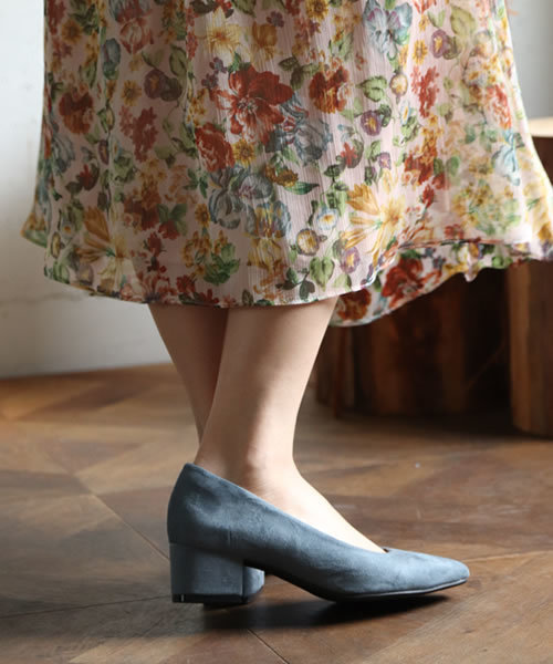 SESTO（セスト）の「アーチクッションで足をサポートしてくれる、快適な履き心地！ローヒールパンプス（パンプス・レディース・ライトベージュ/ブラック/レッド/ネイビー/ピンク系その他/ブルー/グリーン/ブラック系その他/グレイッシュベージュ/パープル・25/24.5/24/23.5/22.5/23）」の8枚目の写真