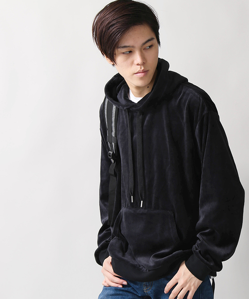 WEGO（ウィゴー）の「WEGO/ベロアビッグシルエットプルパーカー（パーカー・メンズ・ブラック/ネイビー/ワイン・MEDIUM/LARGE）」の2枚目の写真