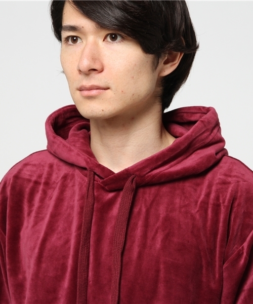 WEGO（ウィゴー）の「WEGO/ベロアビッグシルエットプルパーカー（パーカー・メンズ・ブラック/ネイビー/ワイン・MEDIUM/LARGE）」の6枚目の写真