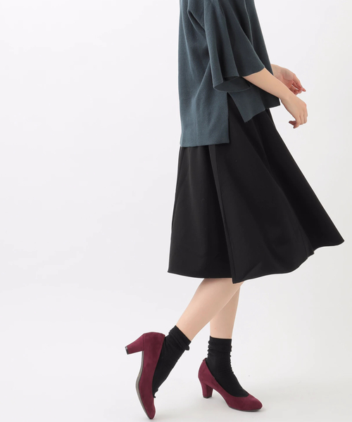 earth music&ecology（アースミュージックアンドエコロジー）の「スキスカミディスカート（スカート・レディース・ブラック/ネイビー/ピンク/キャメル/グレイッシュベージュ・FREE）」の2枚目の写真