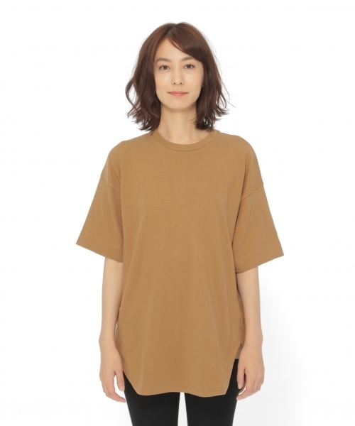 LAKOLE(ラコレ)の「BIG-Tシャツチュニック / LAKOLE(Tシャツ/カットソー・レディース・ブラック/オフホワイト/キャメル・SMALL/MEDIUM)」の7枚目の写真