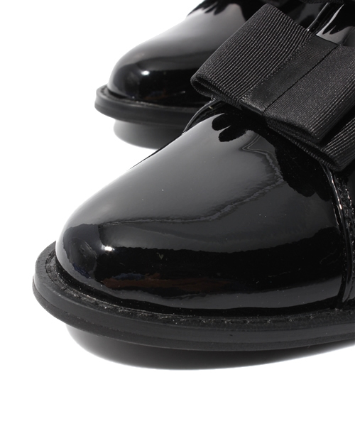 bpr BEAMS Women's（ビーピーアール　ビームス）の「△F-TROUPE / エナメル bowブーツ（ブーツ・レディース・ブラック・36/37/38/39）」の6枚目の写真