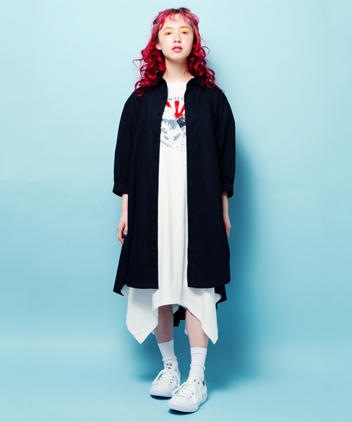 Candy Stripper（キャンディストリッパー）の「UNFOLD SHIRT