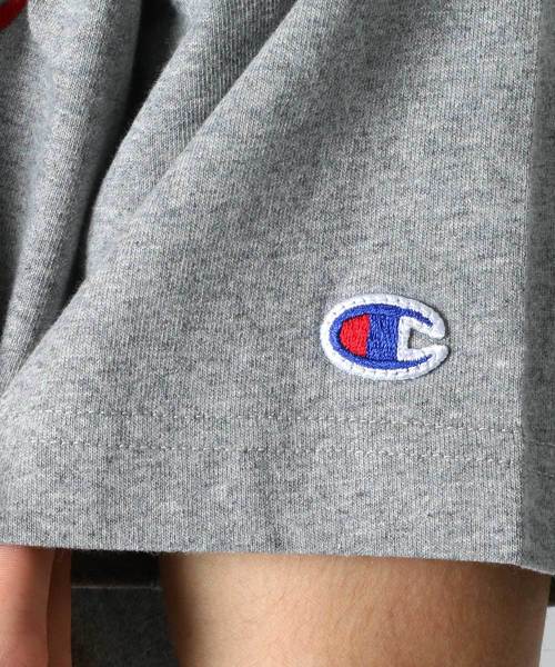Champion(チャンピオン)の「Champion/チャンピオン カラーロゴ刺繍 Tシャツ(Tシャツ/カットソー・メンズ・ホワイト/ネイビー/ブラック/グレー・L/XL/M)」の6枚目の写真