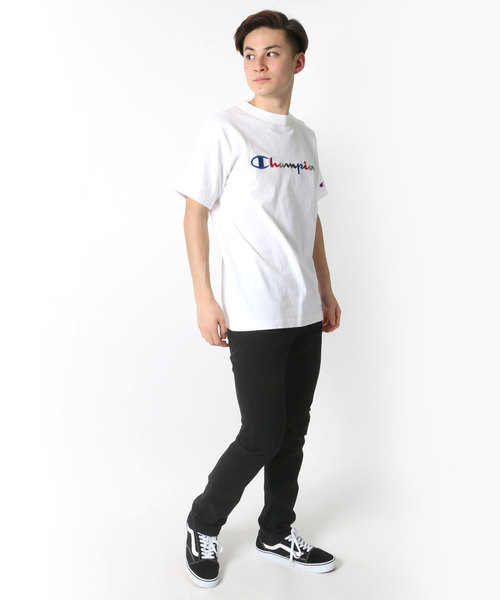Champion(チャンピオン)の「Champion/チャンピオン カラーロゴ刺繍 Tシャツ(Tシャツ/カットソー・メンズ・ホワイト/ネイビー/ブラック/グレー・L/XL/M)」の8枚目の写真