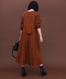 Aunt Marie's | AUNT MARIE'S バックプリーツカットワンピース(ワンピース)