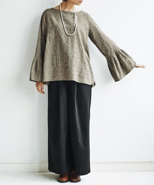 and myera(アンド マイラ)の「and myera 黒いキュロットパンツ(その他パンツ・レディース・ブラック・SMALL/MEDIUM/LARGE)」の17枚目の写真