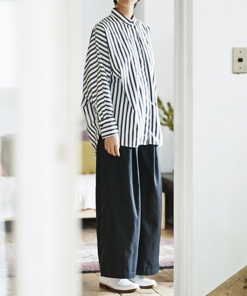 and myera(アンド マイラ)の「and myera 黒いキュロットパンツ(その他パンツ・レディース・ブラック・SMALL/MEDIUM/LARGE)」の15枚目の写真
