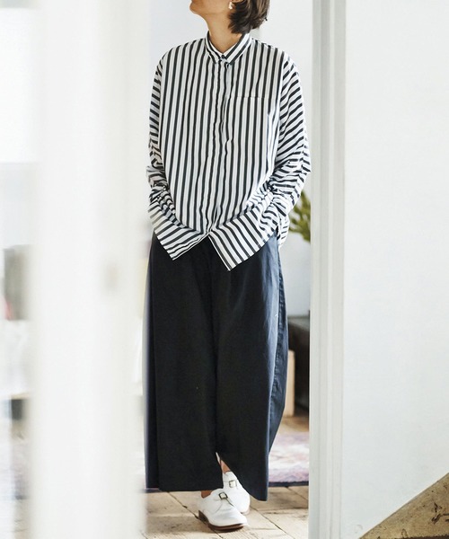 and myera(アンド マイラ)の「and myera 黒いキュロットパンツ(その他パンツ・レディース・ブラック・SMALL/MEDIUM/LARGE)」の5枚目の写真