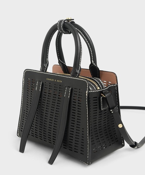 CHARLES & KEITH(チャールズ & キース)の「クロックエフェクト ハンドバッグ / Croc-Effect Handbag(ハンドバッグ・レディース・イエロー/ライトブラウン/ベビーピンク/ブラック・M)」の22枚目の写真