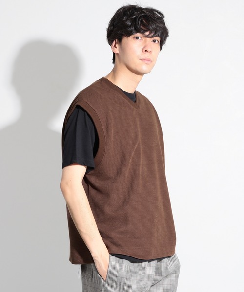 LAKOLE(ラコレ)の「サカリバVネックベスト / LAKOLE(ベスト・メンズ・ブラック/ブラウン/サンドグレー・MEDIUM/LARGE)」の1枚目の写真
