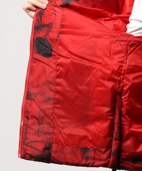 Desigual（デシグアル）の「パッド入り半オーバーコート BALTO（その他アウター・レディース・レッド・S/2L/L/M）」の2枚目の写真