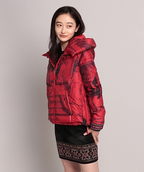 Desigual（デシグアル）の「パッド入り半オーバーコート BALTO（その他アウター・レディース・レッド・S/2L/L/M）」の3枚目の写真