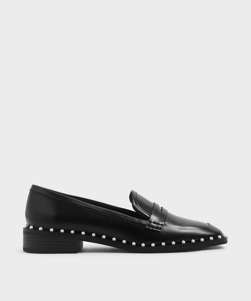 CHARLES & KEITH(チャールズ & キース)の「エンベリッシュドトリム ローファーフラット / Embellished-Trim Loafer Flats(ローファー・レディース・ブラック/オリーブ/マルーン・22.5cm/23cm/23.5cm/24.5cm/25cm/25.5cm)」の2枚目の写真