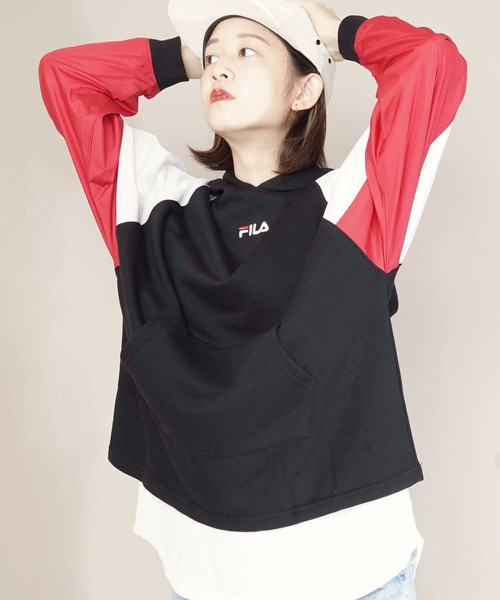 FILA(フィラ)の「【FILA/フィラ】異素材切替パーカー ワンポイントロゴ刺繍 吸収性の良い裏毛素材を使用(パーカー・レディース・ホワイト/ブラック・MEDIUM/LARGE)」の8枚目の写真