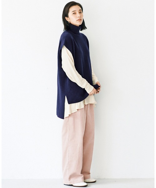 avecmoi(アヴェクモワ)の「【佐藤かなさんプロデュース】 アヴェクモワ タートルニットベスト〈ネイビー〉(ベスト・レディース・ネイビー・MEDIUM/LARGE/X-LARGE/SMALL)」の3枚目の写真